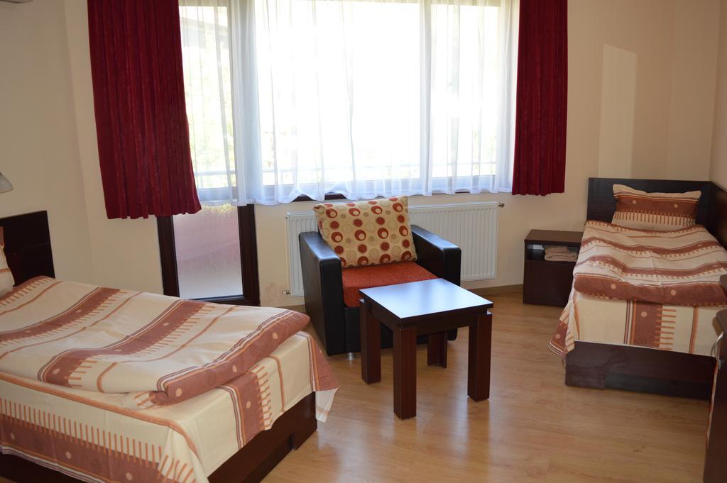Armira Family Hotel Ivaylovgrad Exterior photo