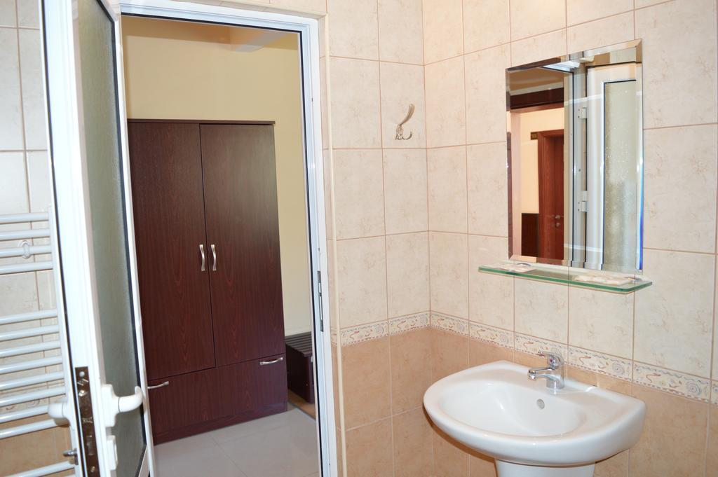 Armira Family Hotel Ivaylovgrad Exterior photo